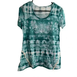 KIM ROGERS BLUE FLORAL SIZE MEDIUM